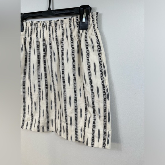 J Crew Stylish Black and White Patterned Ikat Sidewalk Cotton Skirt Size 0 - Picture 3 of 9